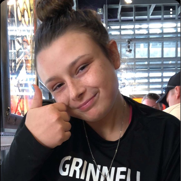 Meet your Posher, Mackenzie - Picture 1 of 1